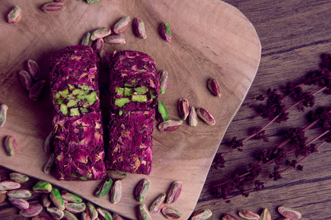 RahaPistazienrolleRosenblätter